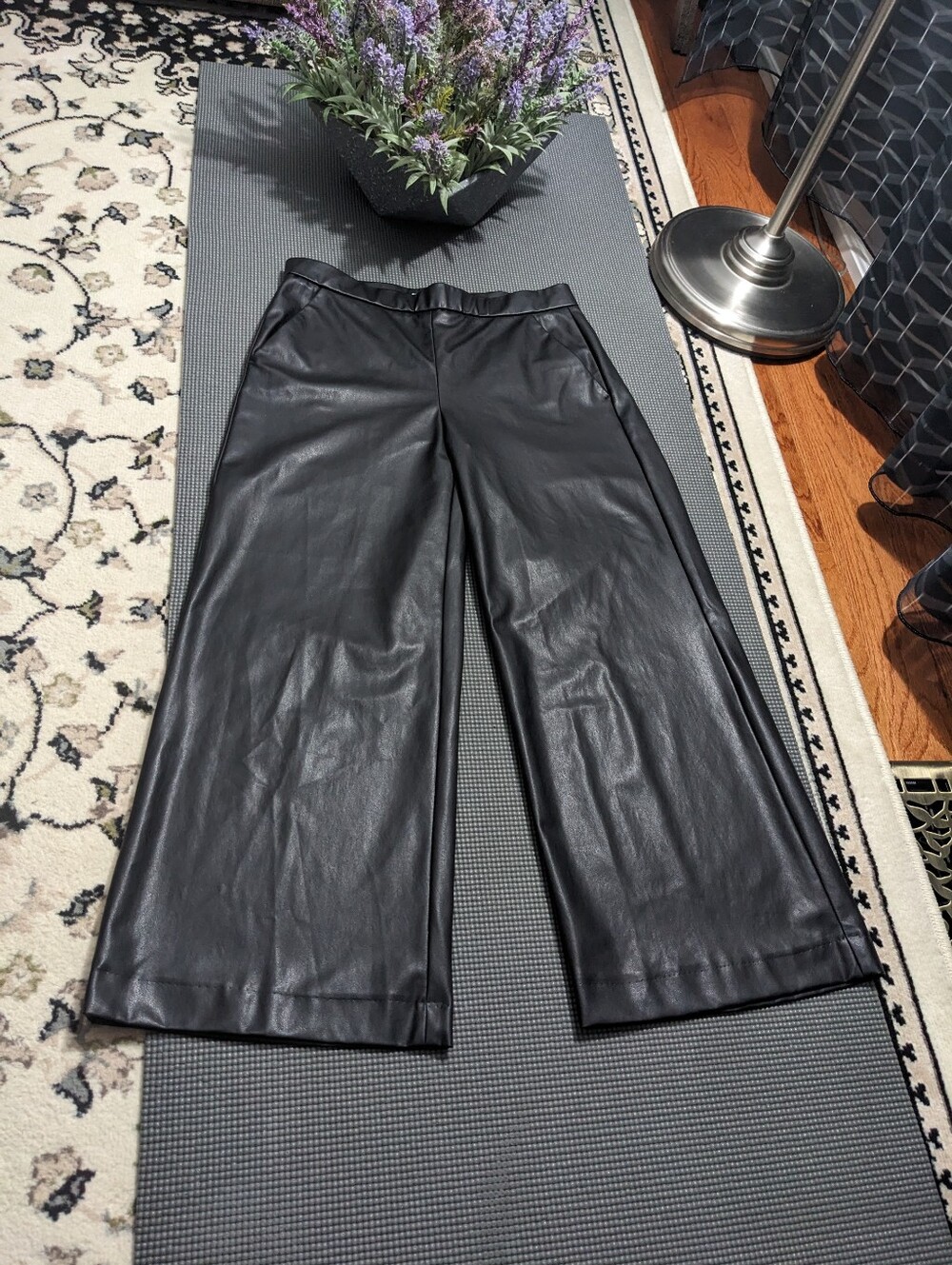 RAFFAELLO ROSSI Black Faux Leather Pants - Picture 3 of 13